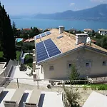 Kiara Torri Del Benaco
