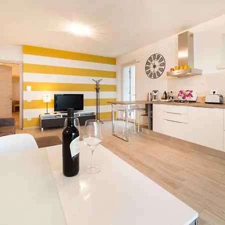 Apartament Kiara *