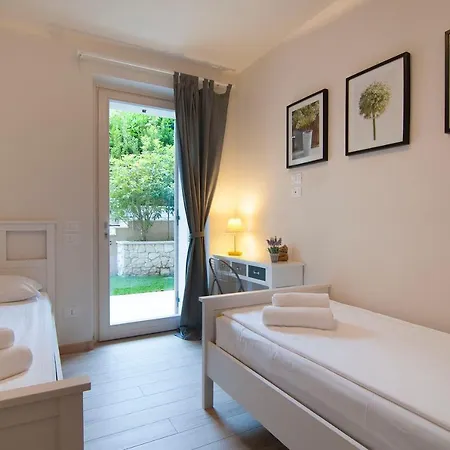 Kiara Apartament *