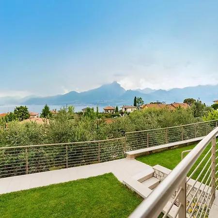 Kiara Apartament Torri Del Benaco