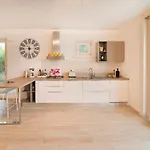 Kiara Apartament Torri Del Benaco
